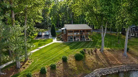 118 Paradise Point Macon NC 27551