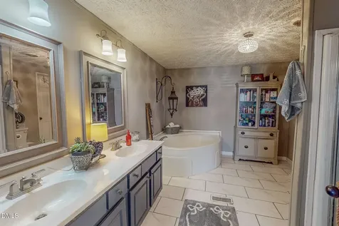 313 Oakdale Drive Roxboro NC 27574