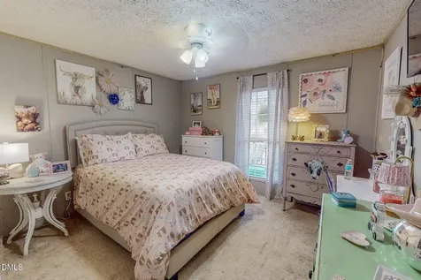 313 Oakdale Drive Roxboro NC 27574