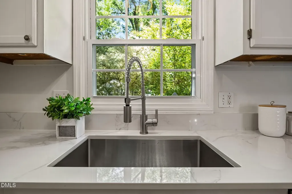 2929 Legging Lane Raleigh NC 27615