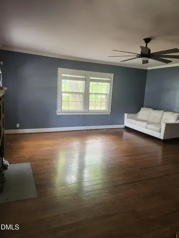1523 E Main Street Mebane NC 27302