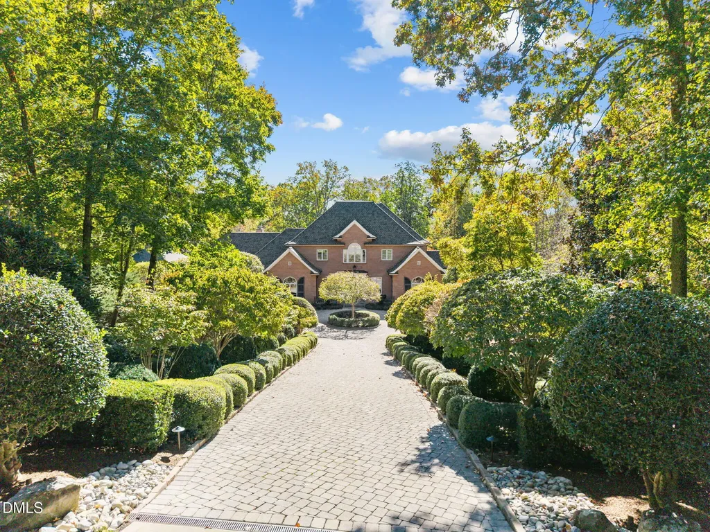 32409 Archdale Chapel Hill NC 27517
