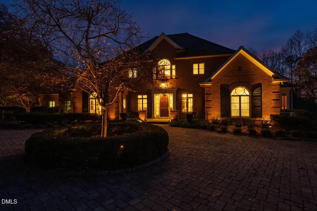 32409 Archdale Chapel Hill NC 27517