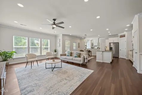 2464 Emily Brook Way Apex NC 27523