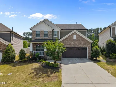 2464 Emily Brook Way Apex NC 27523