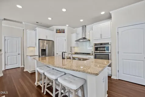 2464 Emily Brook Way Apex NC 27523