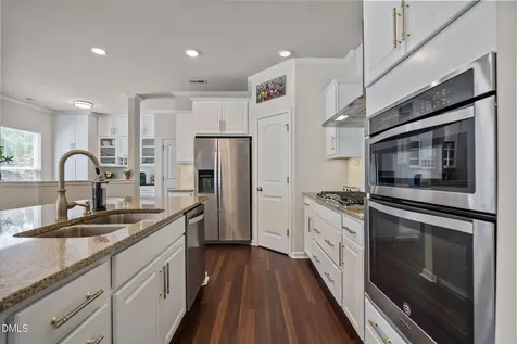 2464 Emily Brook Way Apex NC 27523