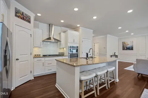 2464 Emily Brook Way Apex NC 27523