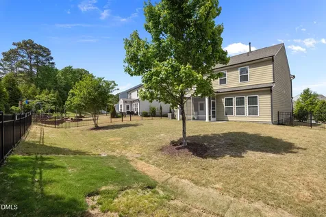 2464 Emily Brook Way Apex NC 27523