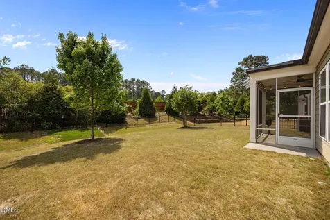 2464 Emily Brook Way Apex NC 27523