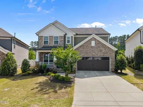2464 Emily Brook Way Apex NC 27523