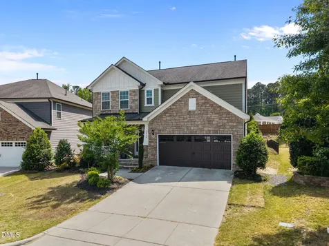 2464 Emily Brook Way Apex NC 27523