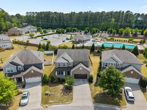 2464 Emily Brook Way Apex NC 27523
