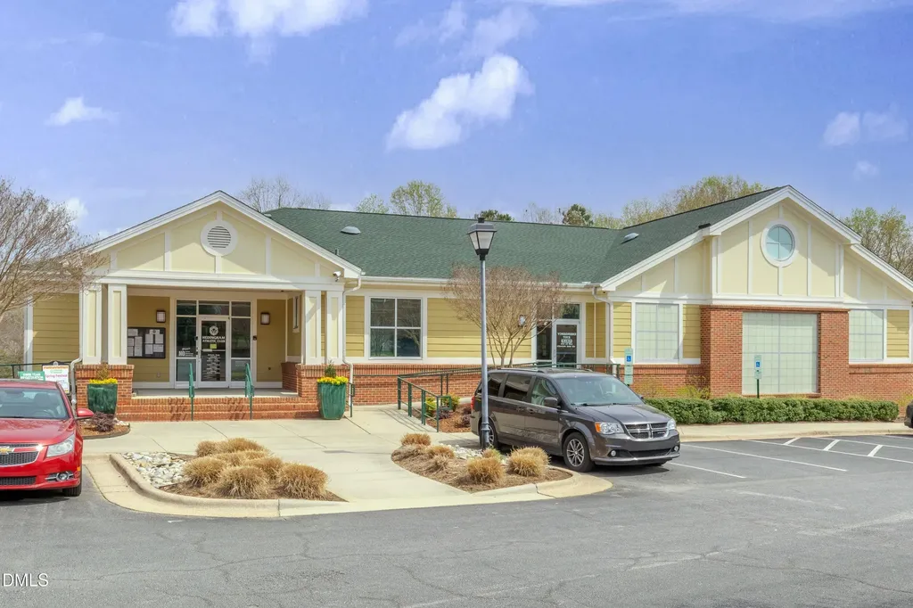 4728 Royal Troon Drive Raleigh NC 27604