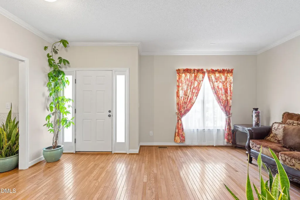 4728 Royal Troon Drive Raleigh NC 27604