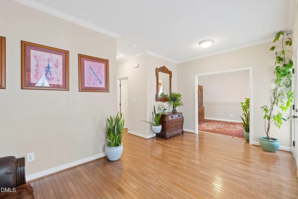 4728 Royal Troon Drive Raleigh NC 27604