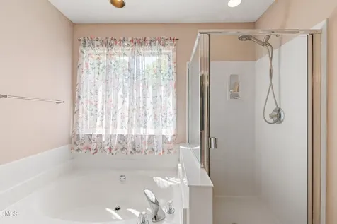 4728 Royal Troon Drive Raleigh NC 27604