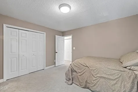 4728 Royal Troon Drive Raleigh NC 27604