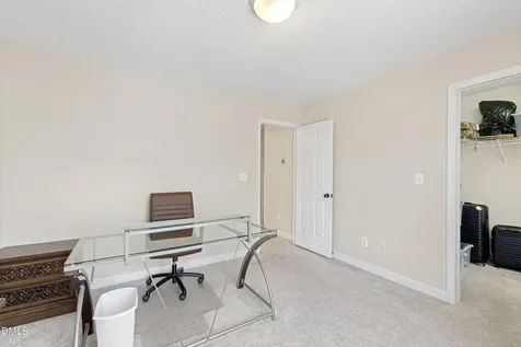 4728 Royal Troon Drive Raleigh NC 27604
