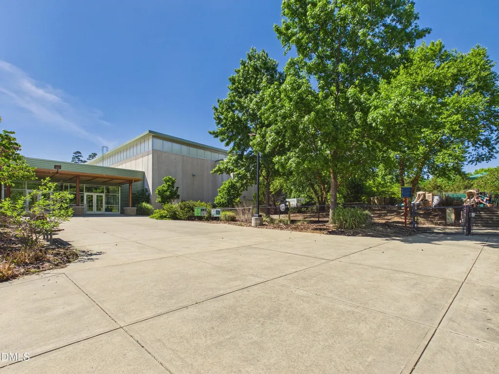 2748 Andover Glen Road Raleigh NC 27604