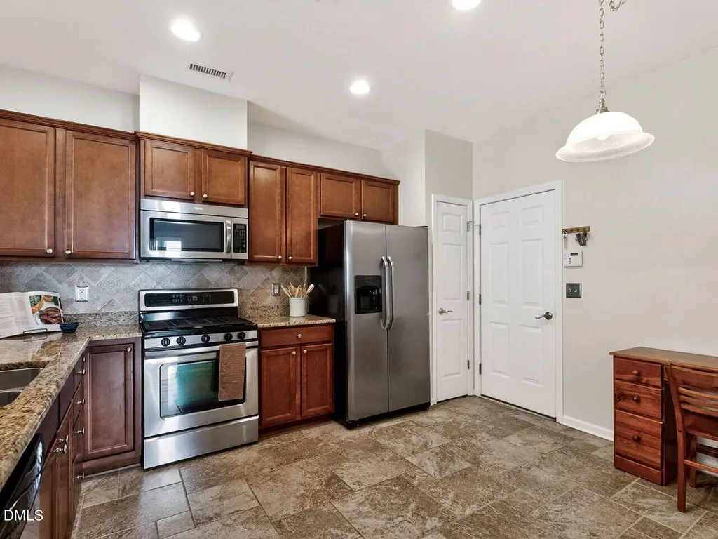 8215 Yaxley Hall Drive Raleigh NC 27616