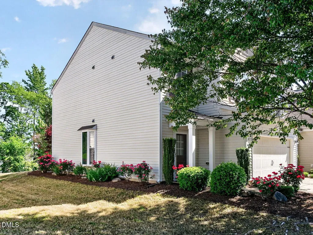 8215 Yaxley Hall Drive Raleigh NC 27616