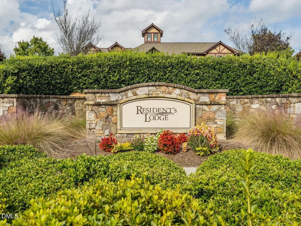 8215 Yaxley Hall Drive Raleigh NC 27616