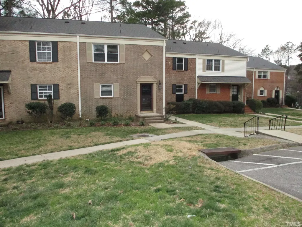 6435 New Market Way Raleigh NC 27615
