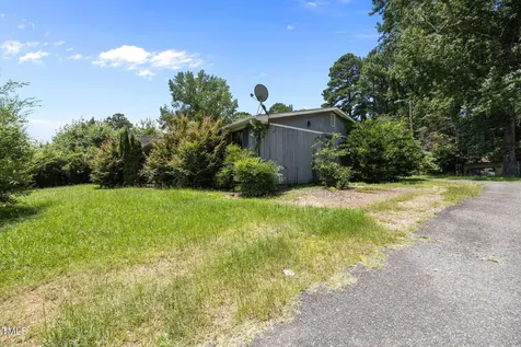 9640 Holly Springs Road Apex NC 27539