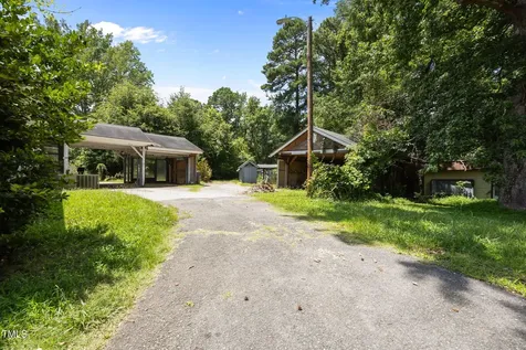 9640 Holly Springs Road Apex NC 27539
