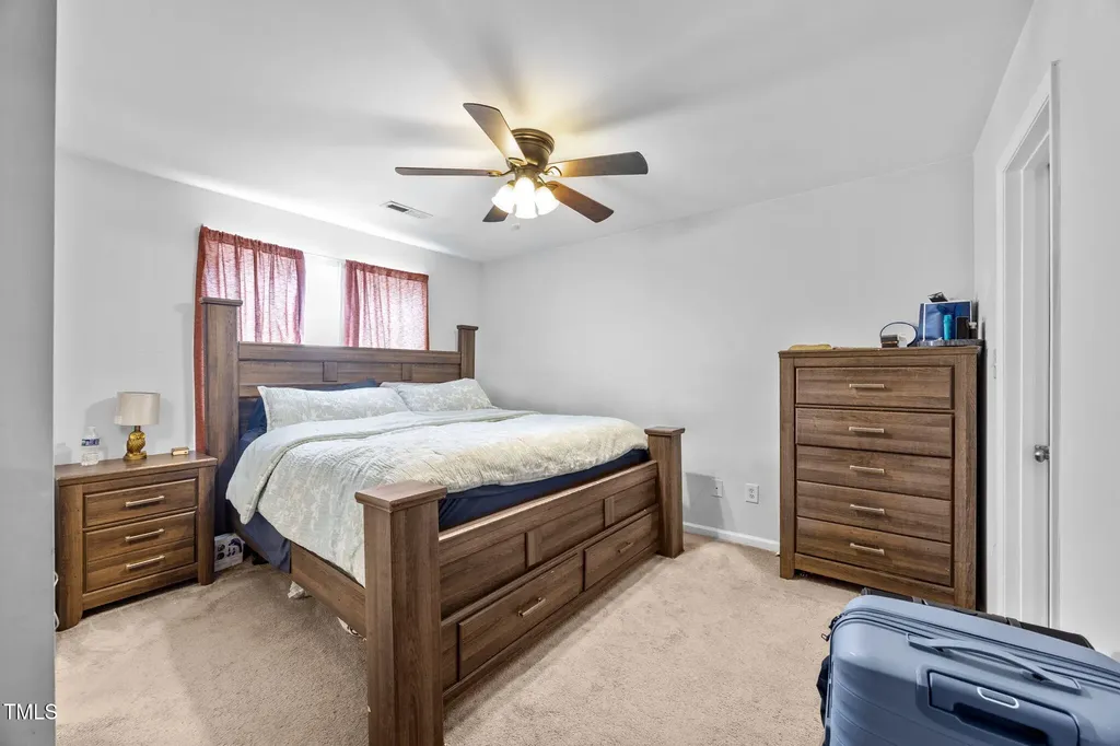 120 Blackthorne Court Clayton NC 27520