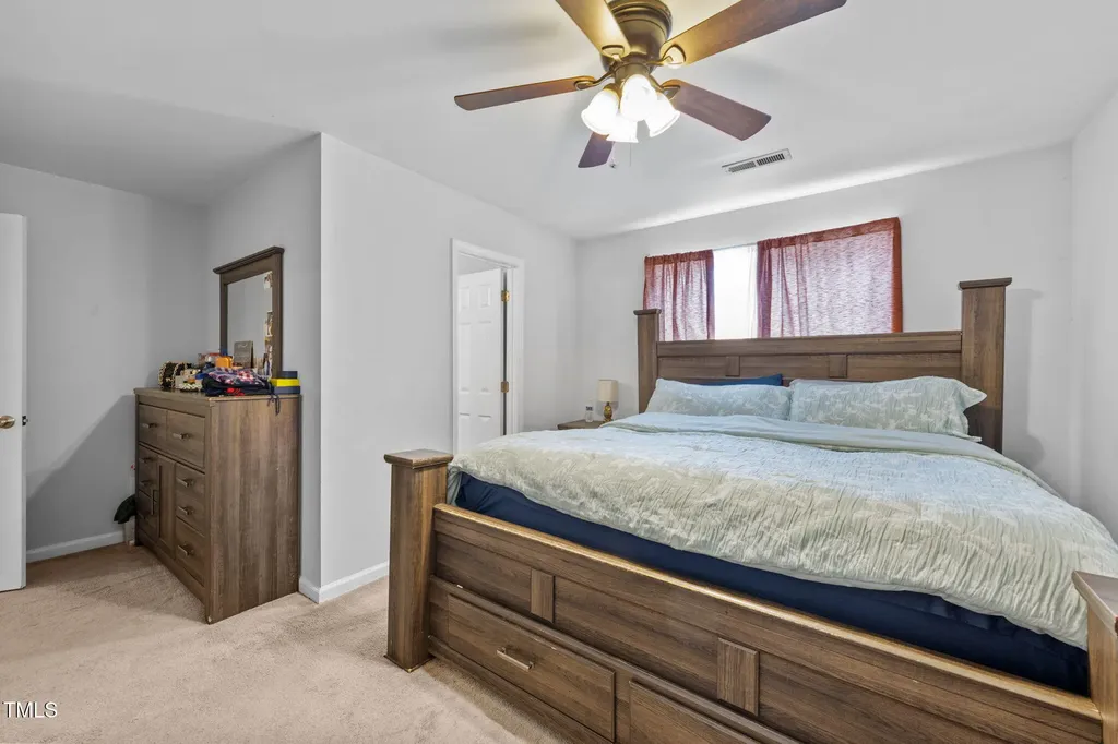 120 Blackthorne Court Clayton NC 27520