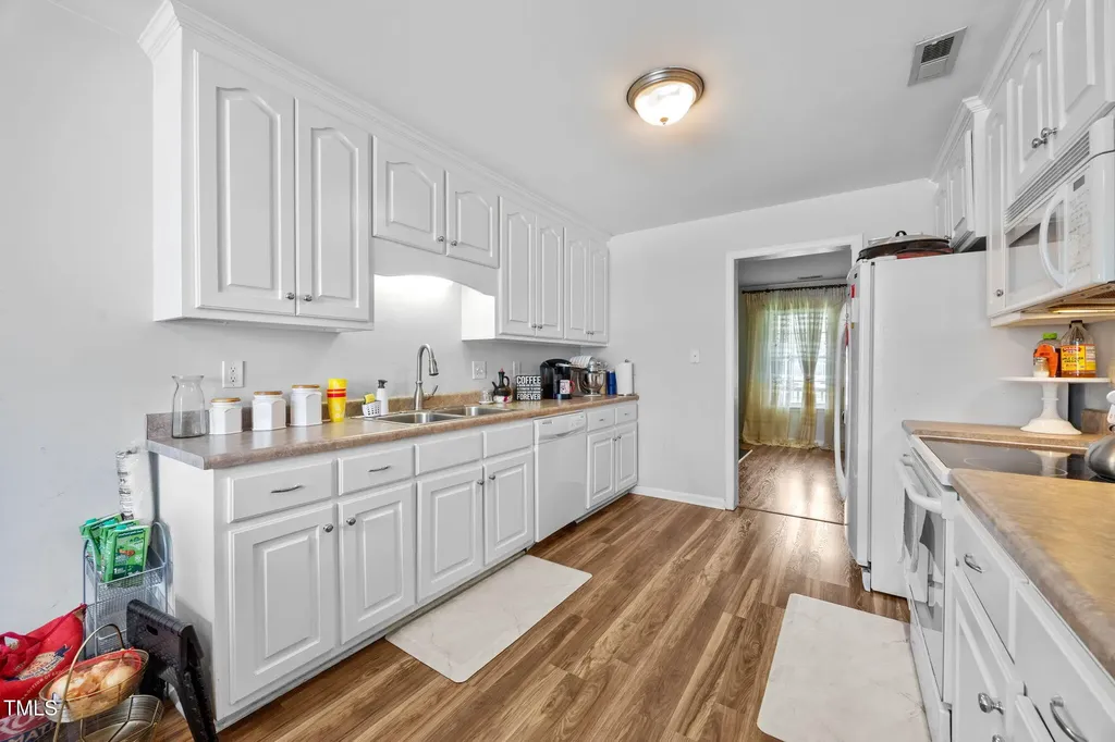 120 Blackthorne Court Clayton NC 27520
