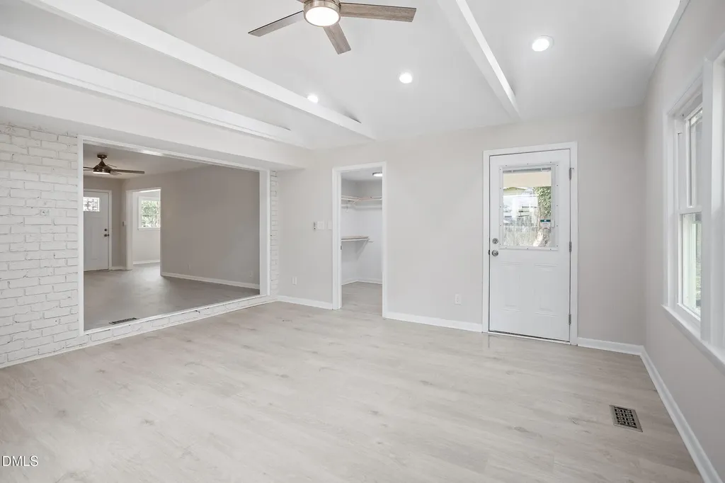 3422 Carolyn Drive Raleigh NC 27604