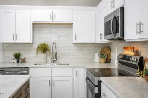 3422 Carolyn Drive Raleigh NC 27604