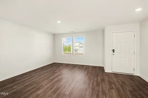 331 Peacock Circle Lexington NC 27292