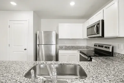 331 Peacock Circle Lexington NC 27292