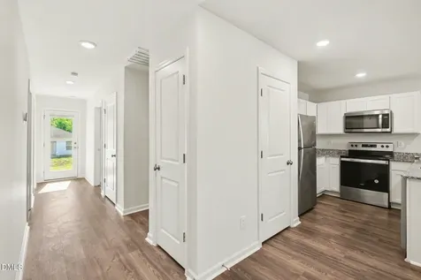 331 Peacock Circle Lexington NC 27292