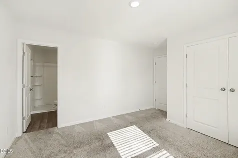 331 Peacock Circle Lexington NC 27292