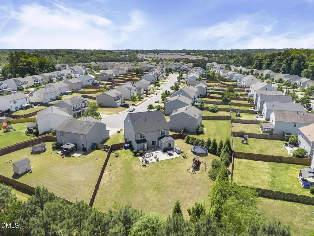 2629 Fortrose Lane Fuquay Varina NC 27526