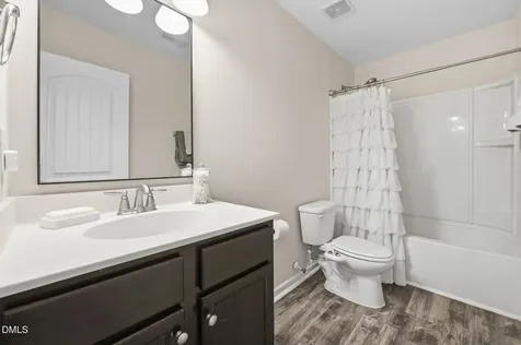 2629 Fortrose Lane Fuquay Varina NC 27526