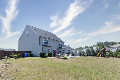 2629 Fortrose Lane Fuquay Varina NC 27526