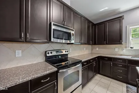 64 Cromwell Circle Cameron NC 28326