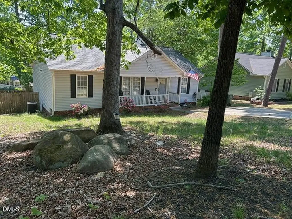 2910 Brittany Drive Clayton NC 27520