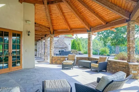 17 Stella Court Clayton NC 27527