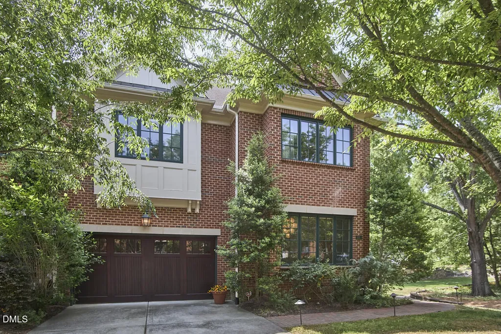 105 Village Gate Drive Chapel Hill NC 27514