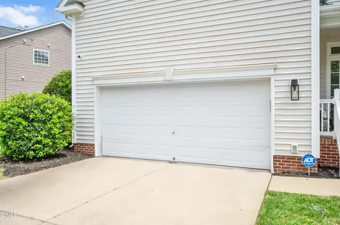 405 Magnolia Meadow Way Holly Springs NC 27540