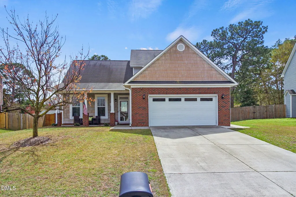 2245 Lakedale Drive Fayetteville NC 28306