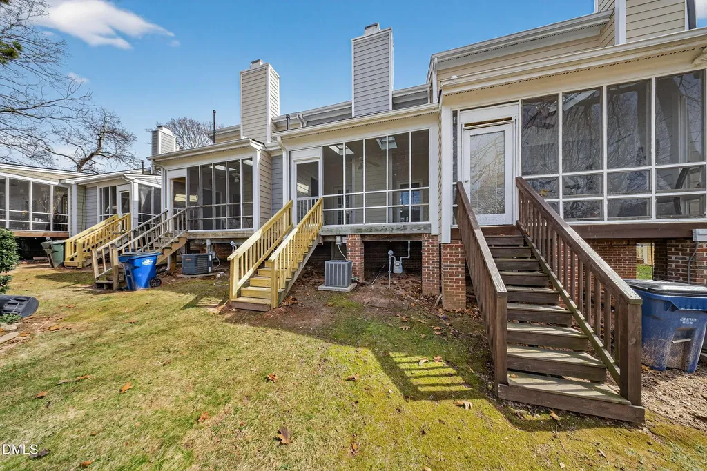 2106 Trailridge Court Raleigh NC 27603