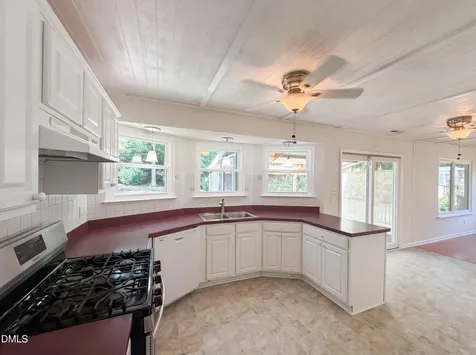 5401 Bentgrass Drive Raleigh NC 27610
